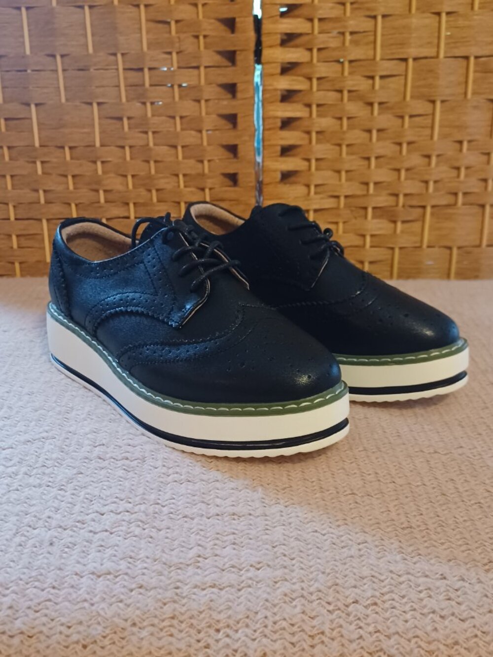 Platform Wingtips, Women's size 6 - Brand new!